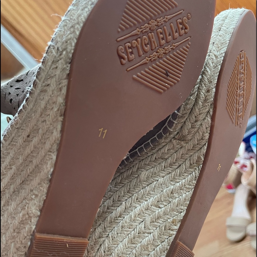 Wedges - Picture 6 of 6